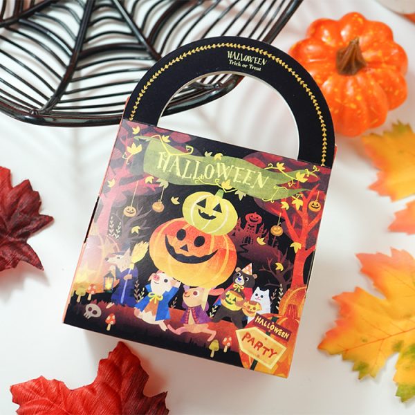 Halloween Candy Box Cake Handbag - Image 3